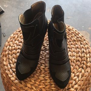 Blonde Ambition Shoes